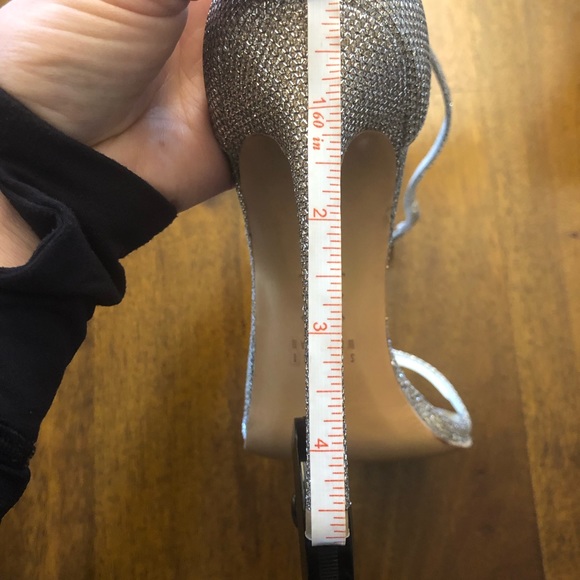 Stuart Weitzman Nudist Gold sandals, size 8.5 - Picture 7 of 8